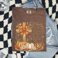 Load image into Gallery viewer, Cross Pumpkin Give Thanks Lord

